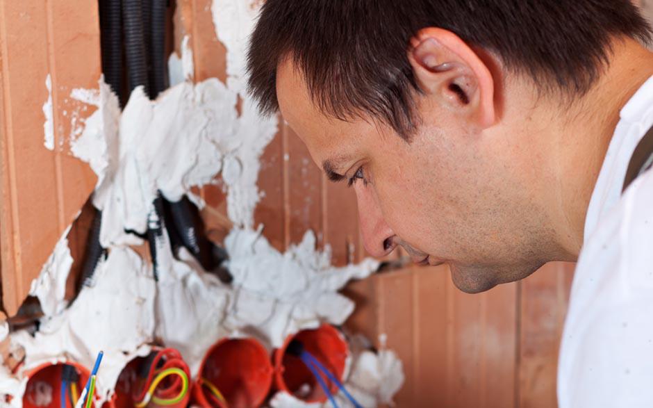 travail électricien Alfortville